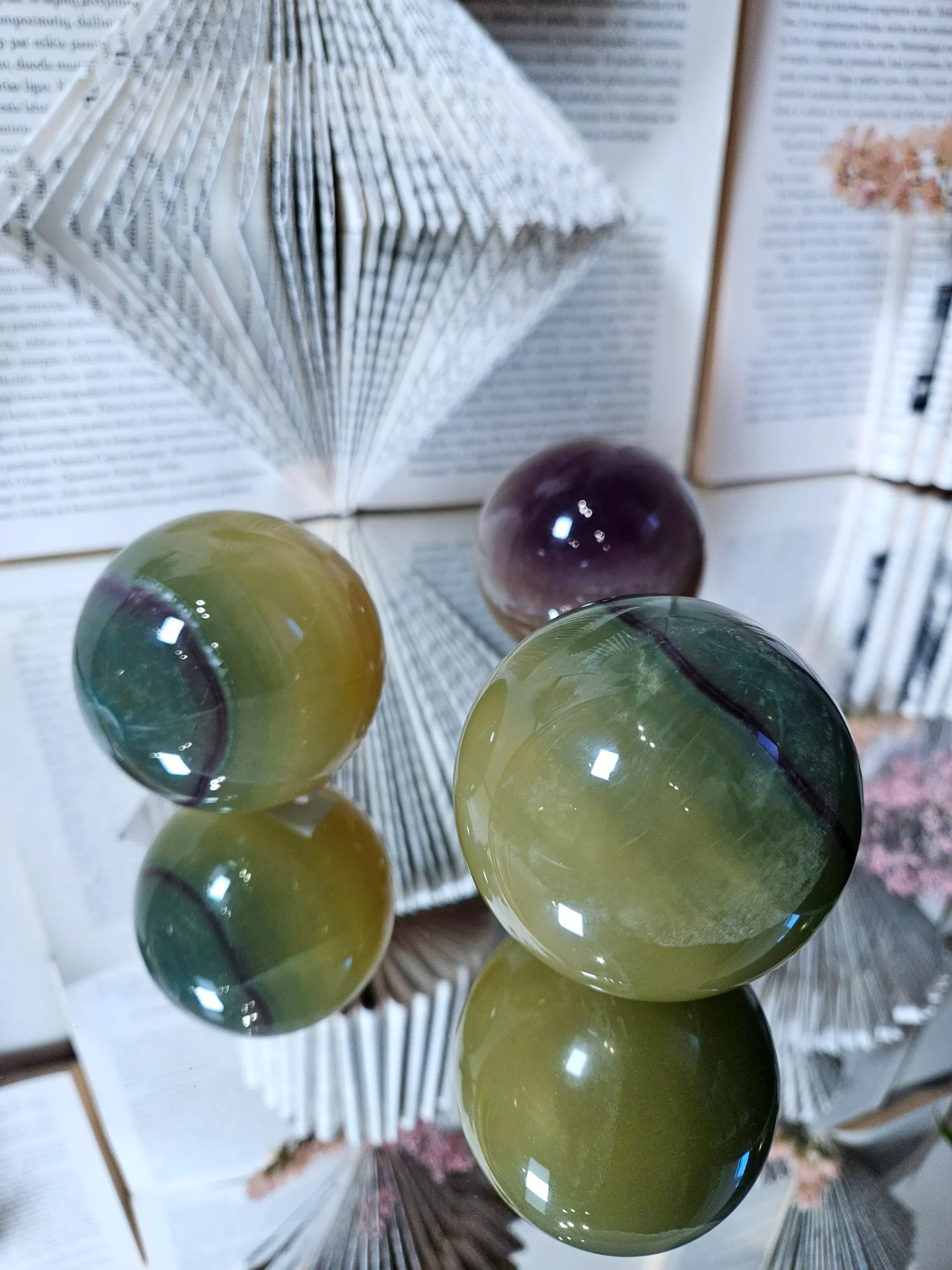 Fluoritas sfera 389-481 gr